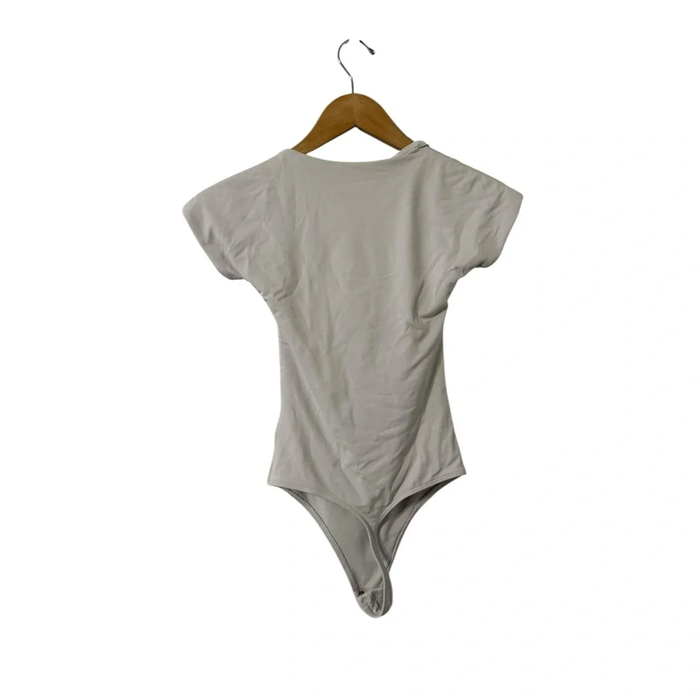 Aritzia babaton light